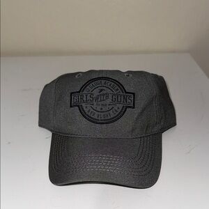 Girls with Guns Grey‎ Cap